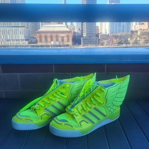 JEREMY SCOTT NEON WINGS